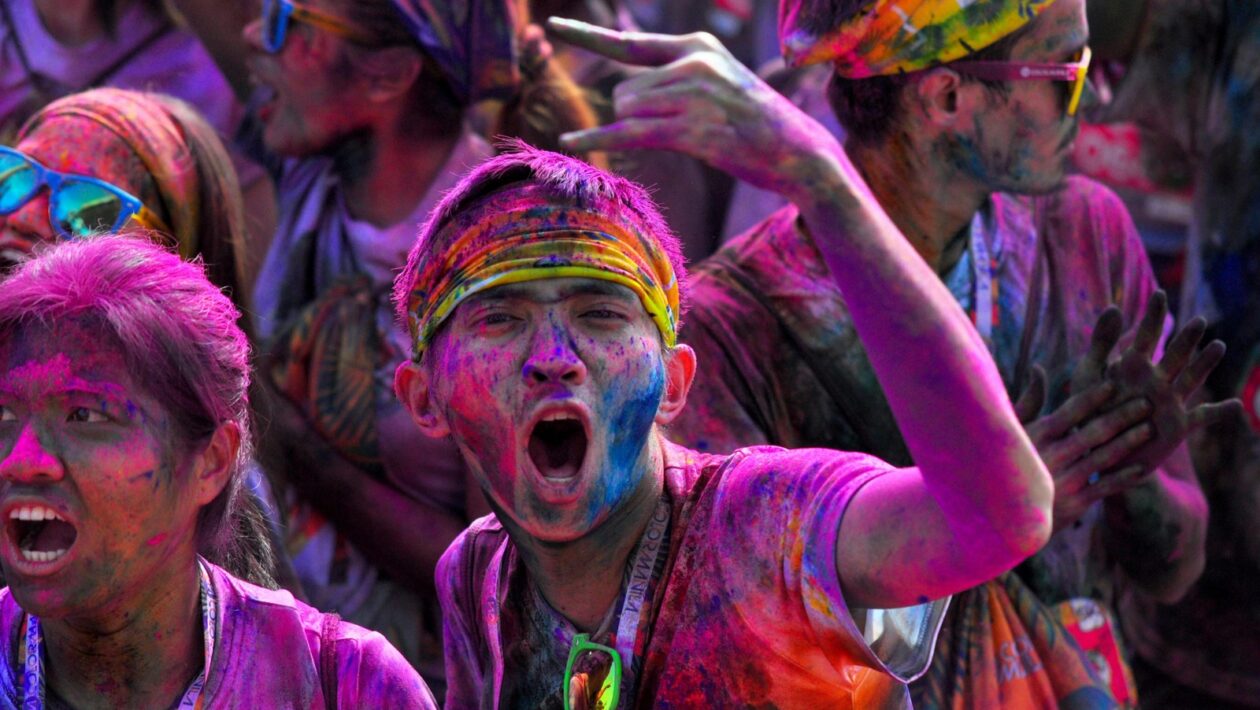 Multikanálová a omnichannel stratégia: Prepojenie kanálov pre konzistentný zážitok