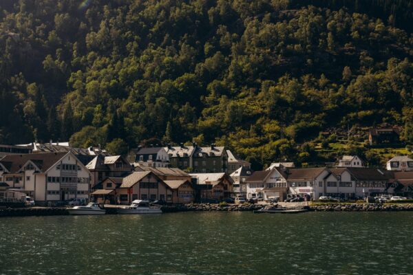 Umelá inteligencia (AI) v marketingu: Využitie pre personalizáciu a predikciu