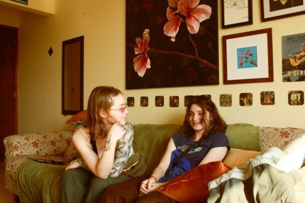 Kvantifikácia efektivity: Porovnanie ROI u TV reklamy a komplexných online kampaní