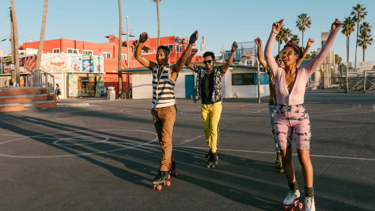 Dátové toky: Integrácia dát medzi CRM, CMS a analytickými systémami